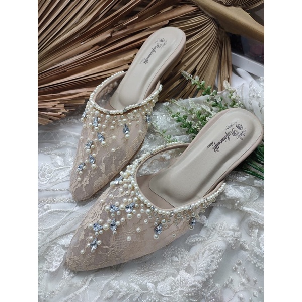 Rafaizoutfit flatshoes sintya cream wedding cantik