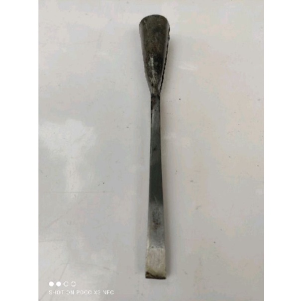 pahat/tatah kayu baja 1cm