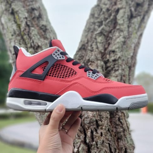 all red retro 4s