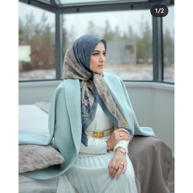 buttonscarves x Disney's Frozen "Mirage"