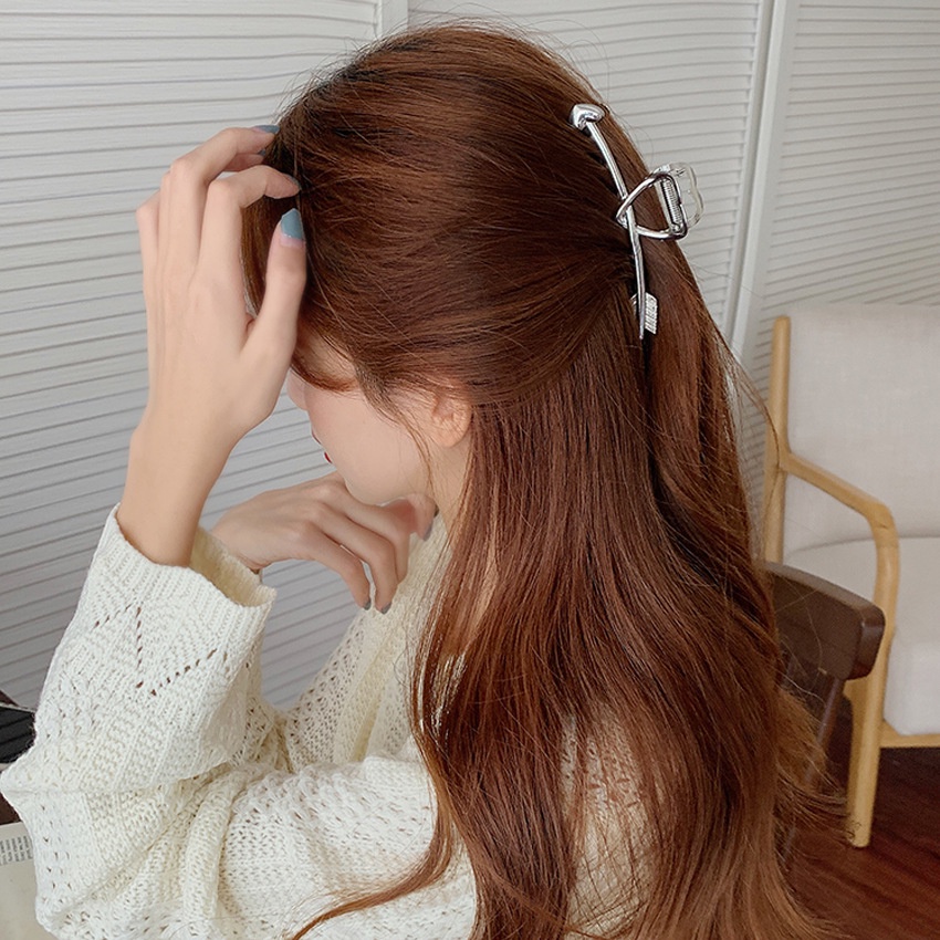 LOVE ARROW HEART METAL HAIRCLIP GLOSSY SHINY GOLD SILVER JEPIT JUMBO EMAS JEPITAN RAMBUT KOREA BESAR KUAT KETAT JEDAI WANITA ANAK CEPOL HAIR CLAW CLIP CAKAR PANAH SHARK ELEGAN