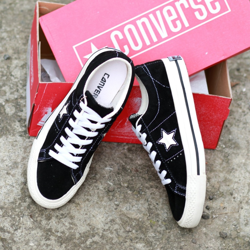  Model Sepatu Converse Pria Terbaru 