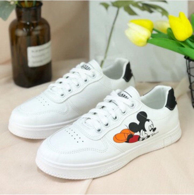 Sneakers wanita m208 import realpict