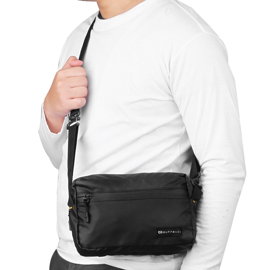 Tas Selempang Buffback - Black Doff