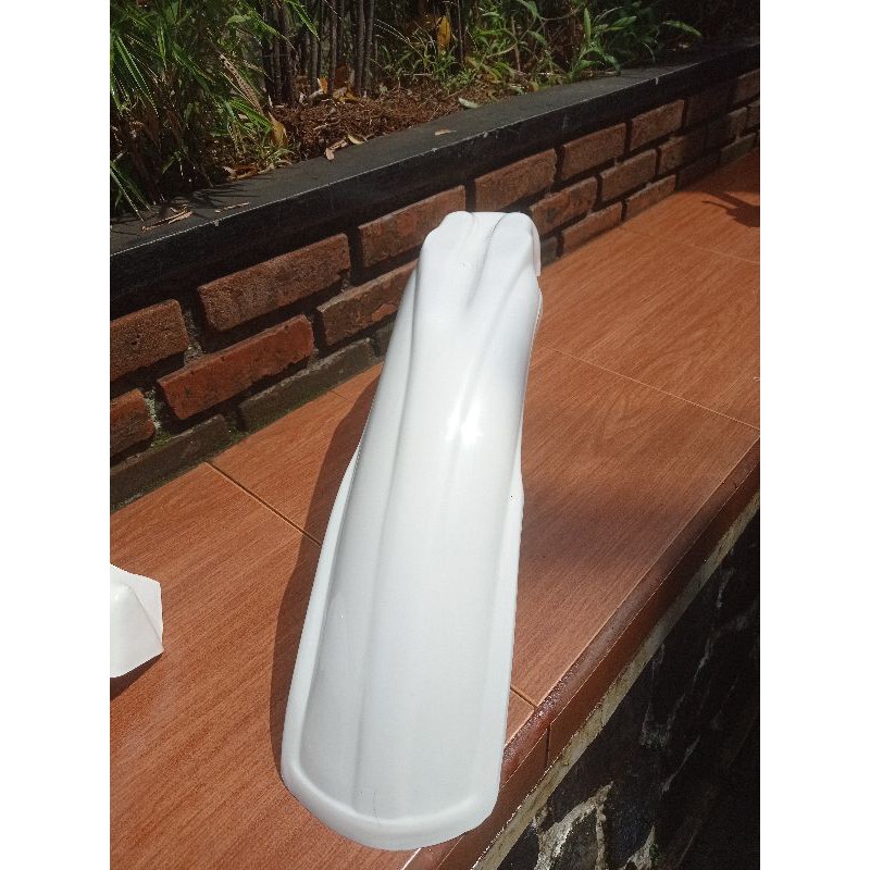 Spakbor Depan Yamaha DT 125