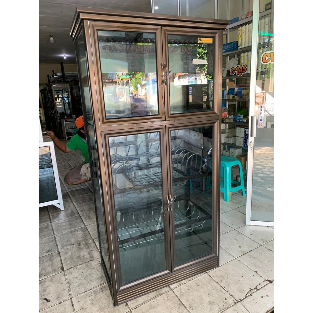 ALMARI RAK PIRING TERTUTUP ALUMINIUM KACA KHUSUS KEDIRI NGANJUK TULUNGAGUNG BLITAR