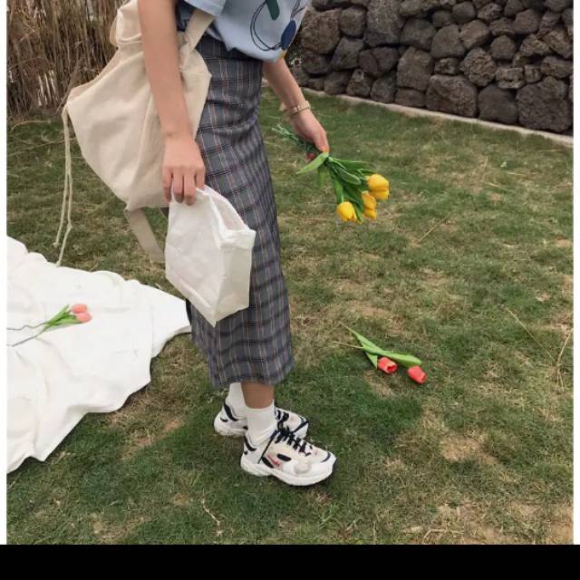 Rok kotak kotak panjang