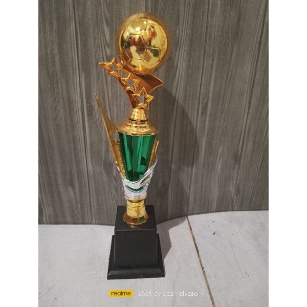 piala figur bola satuan