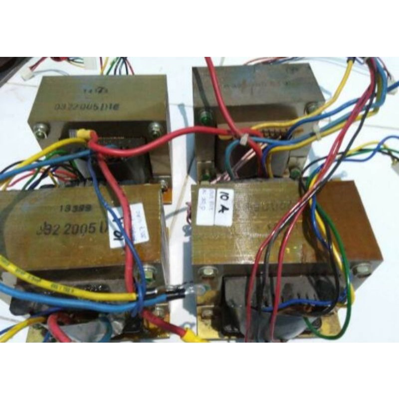 Trafo kern CT bekas UPS ica 1200va ( 2 battery 12v )Spec : Output Ac 30.5v15v CT 15vArus 10A