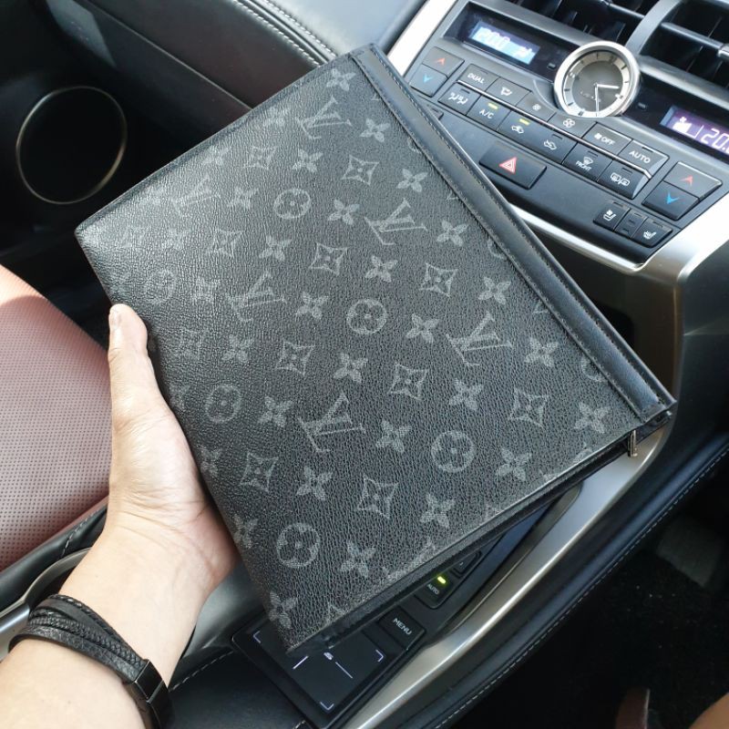 187 Clutch L Vuitton Ada no Seri (Free Sarung +BubbleWrap)