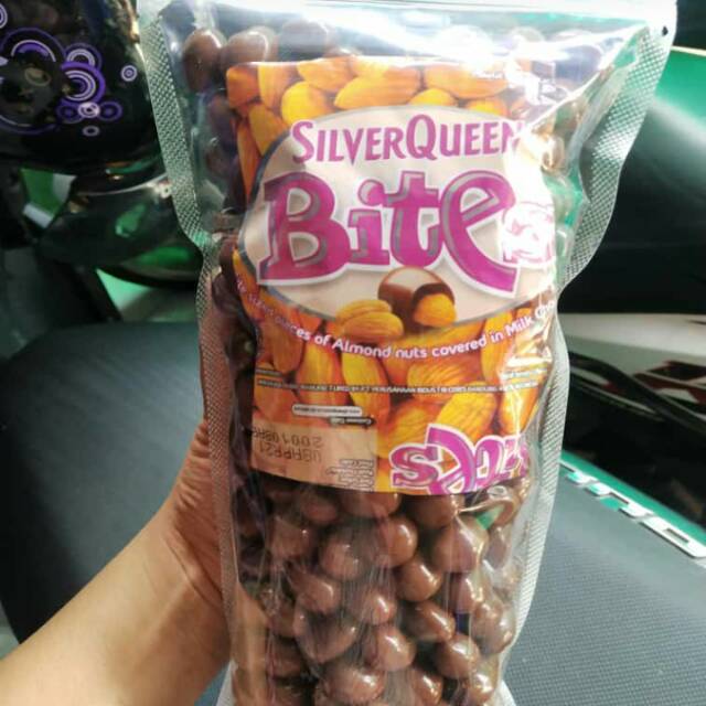 

Silverqueen bites almond