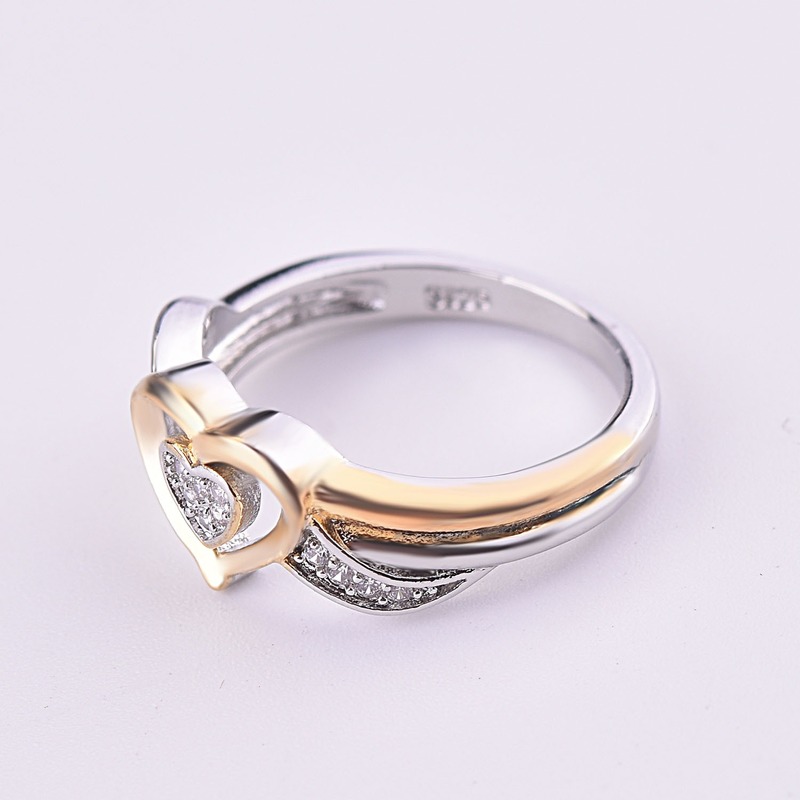 New Heart-Shaped Ring Fashion Luxury 18K Gold