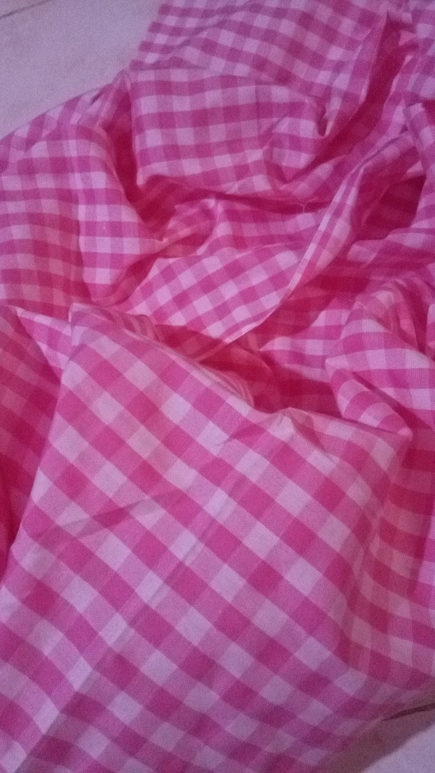 Kain Mentahan Kotak Kecil 1cm / Kain Cele