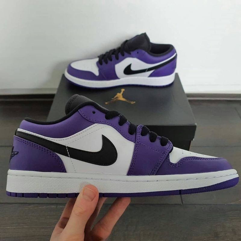 Sepatu nike air jordan 1 low court purple