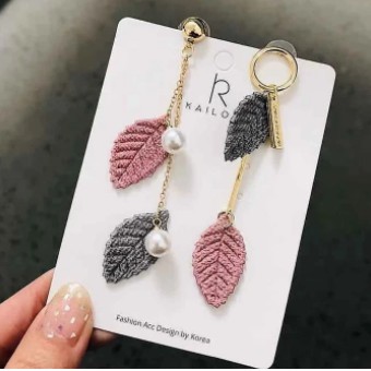 [ORGM] *SALE*Anting korea juntai manik pompom