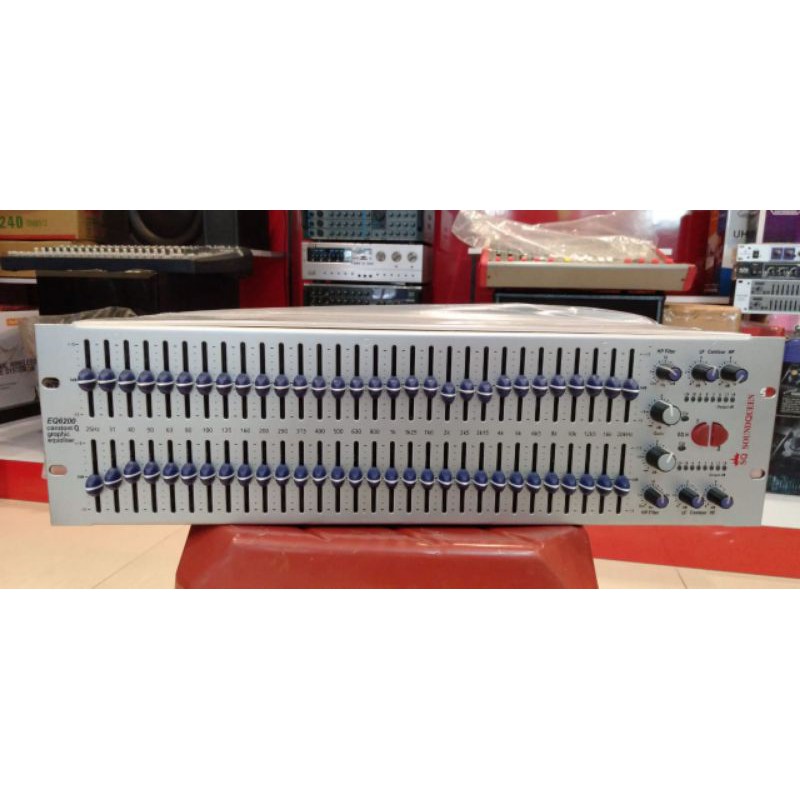 equalizer soundqueen EQ 6200 original soundqueen