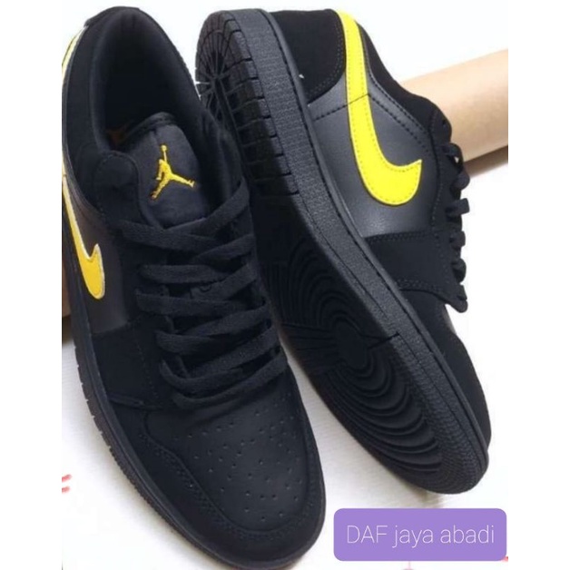 sepatu nike jordan 1 LOW ori
