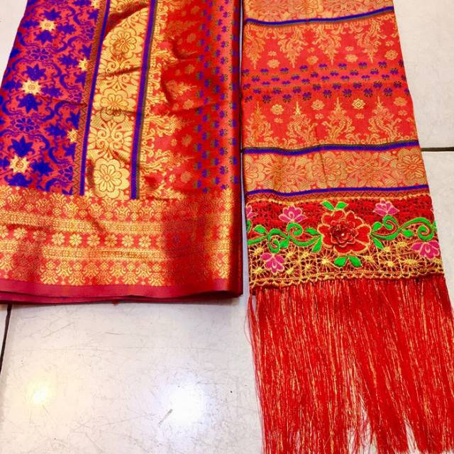 Songket palembang tenunan mesin 02