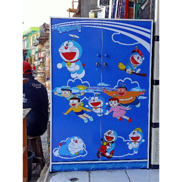 LEMARI PAKAIAN ANAK DORAEMON