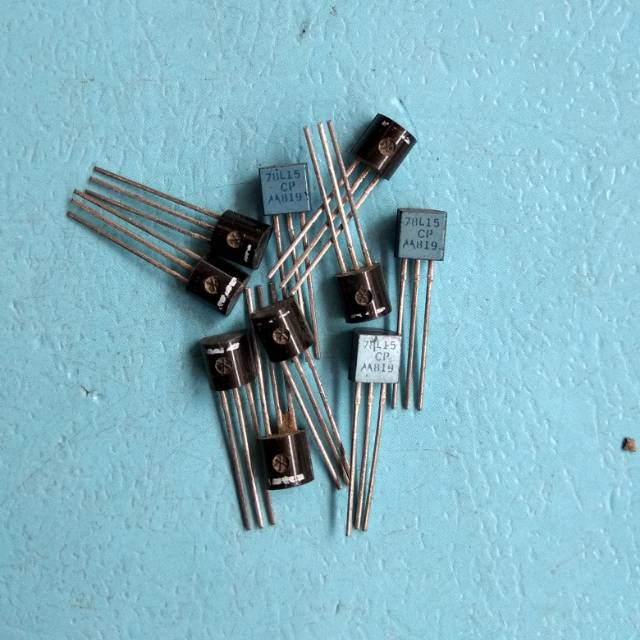 IC Regulator  78L15 kaki 3pin