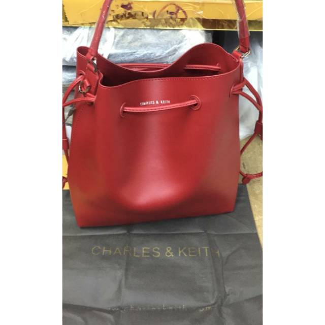 Tas KW Super Charles & Keith (warna merah 3 & warna hitam 4)