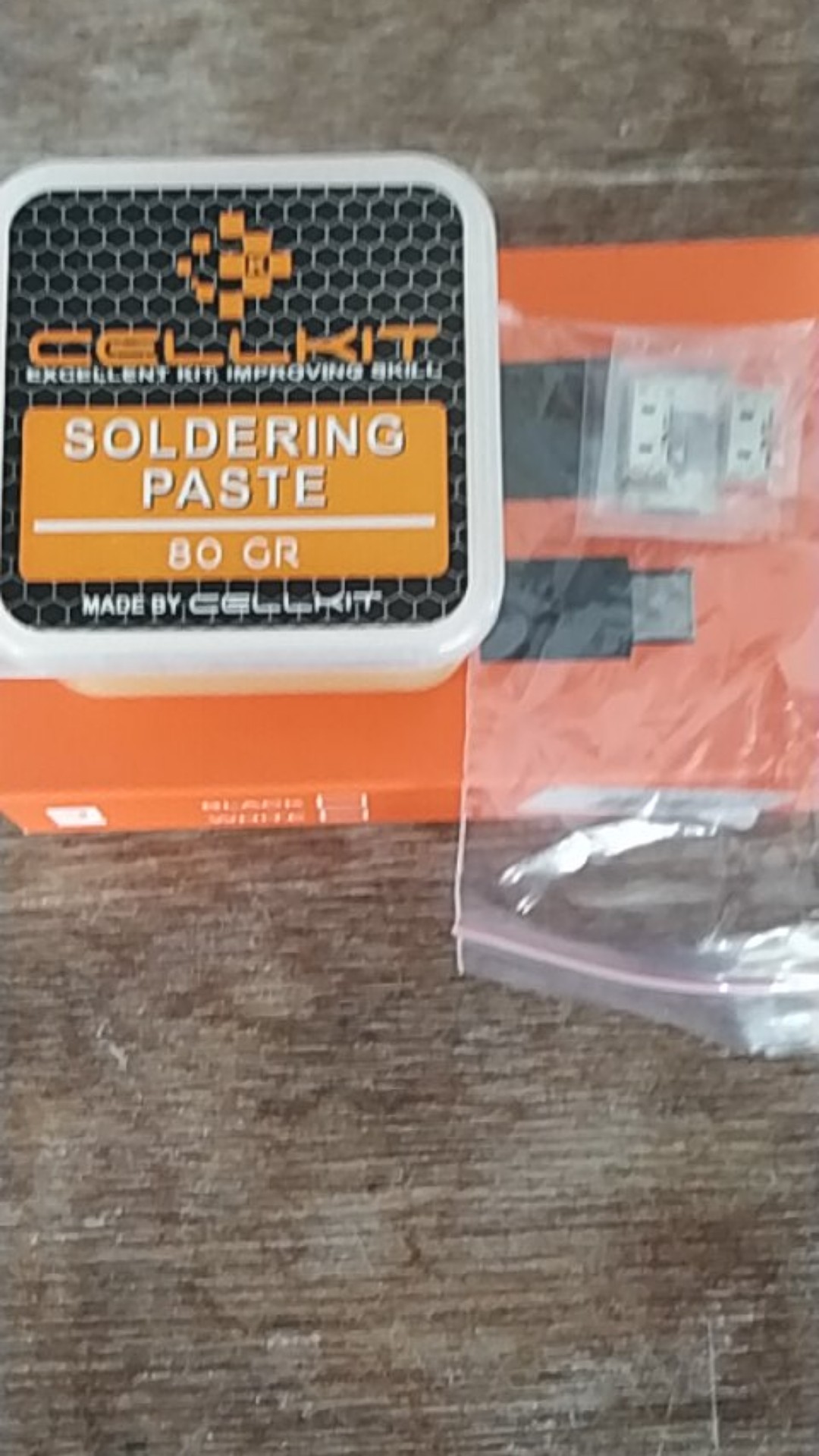 Flux Kotak Cellkit Kuning