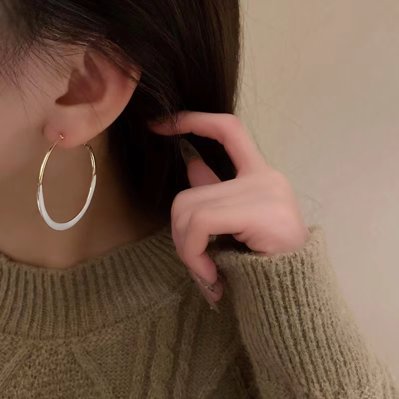 Anting Tusuk Gantung temperament Bahan Sterling silver 925 Desain Lukisan Gaya Korea Untuk Wanita