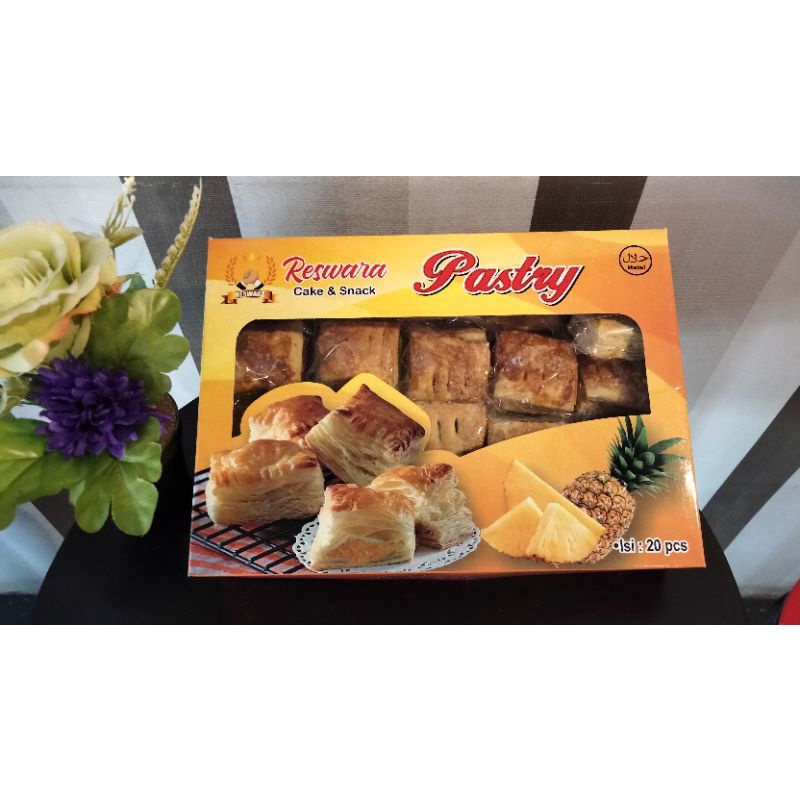 

Pastry Nanas