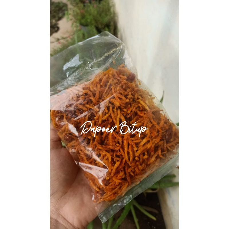 

Kripik Kentang Sambal Kriuk Bitup (Oleh-Oleh Sumatera Utara)