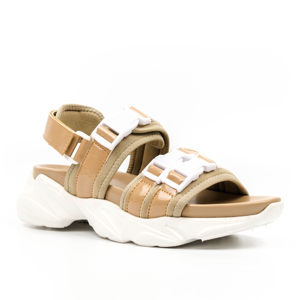 sandals beige