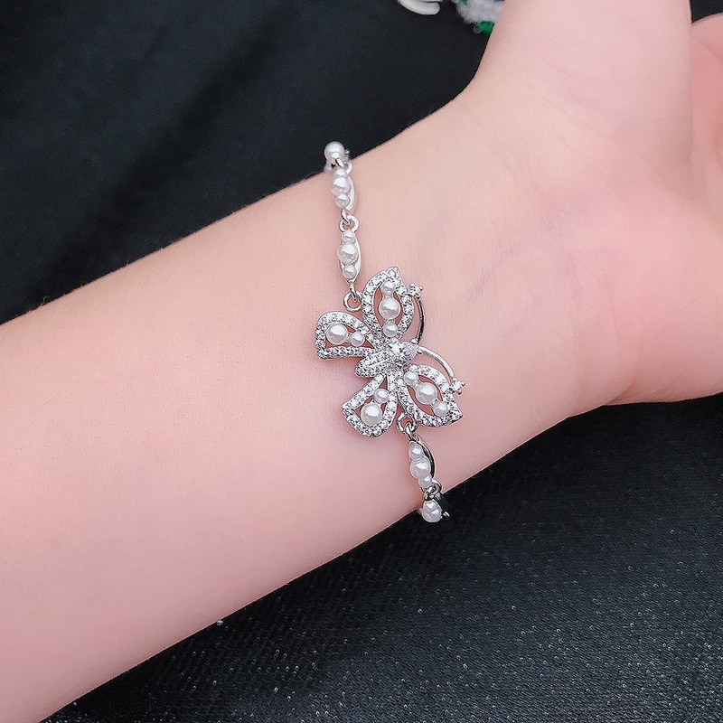 [Ready Stock]Fashion Personality Bow Pearl Bracelet Full Diamond Butterfly Bracelet