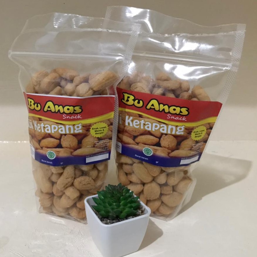 

Kue Ketapang Makanan Ringan Manis Oleh Oleh Khas Jakarta Produksi Buanas Snack 250 Gram