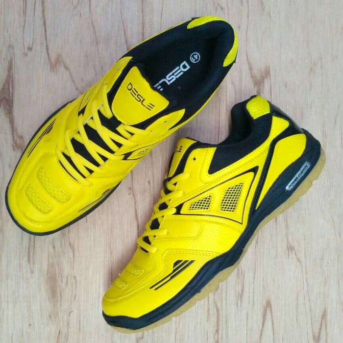 SEPATU BADMINTON terbaru MERK DESLE TYPE B171 WARNA KUNING - -