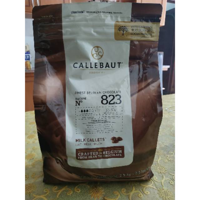 

Callebaut Milk Chocolate 33.6% 2.5KG