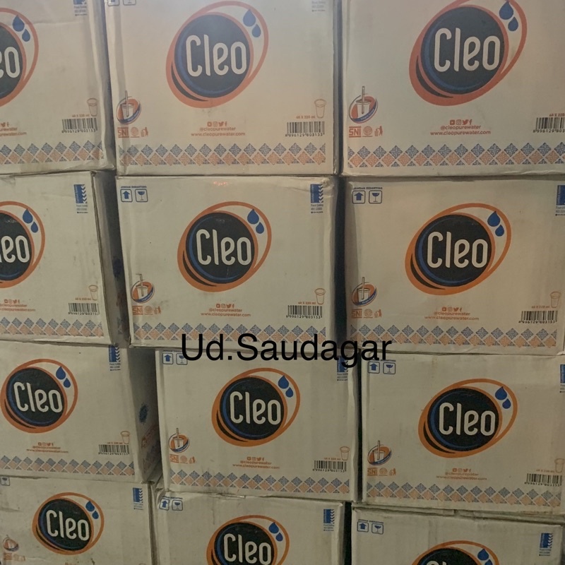 Cleo Gelas 1 dus Air mineral