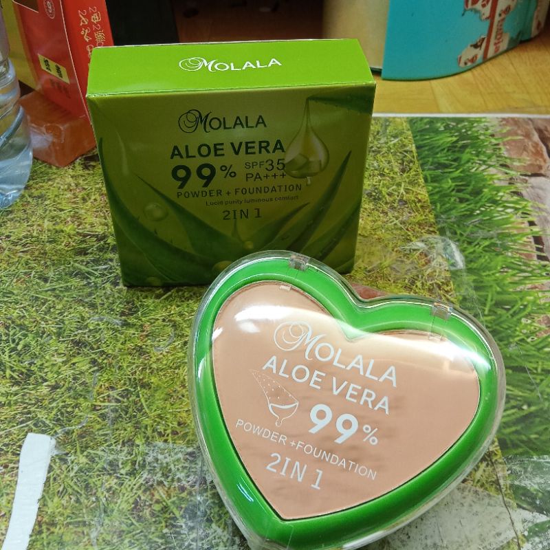 Bedak Molala Aloe Vera 2 in 1