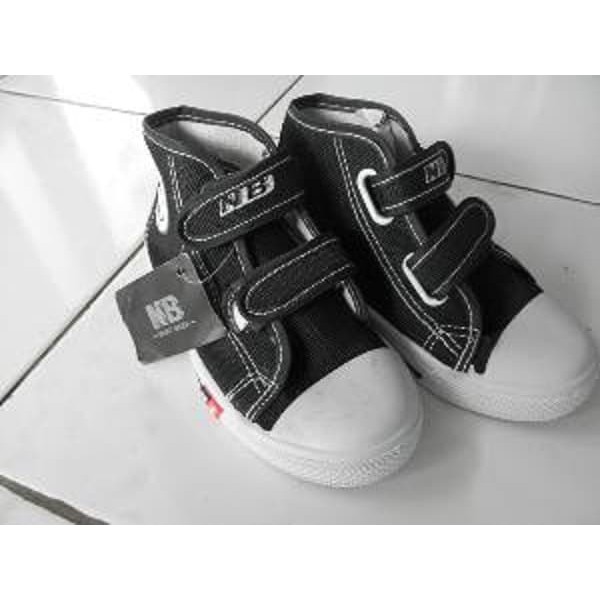 Sepatu Anak Sekolah TK SD SMP NB Warna Hitam Boot Velcro Murah Ori