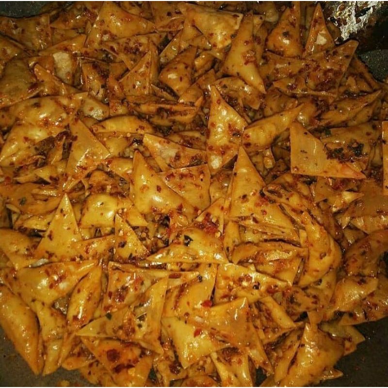 

PANGSIT CIKRUH 1KG / PANGSIT GORENG PEDAS