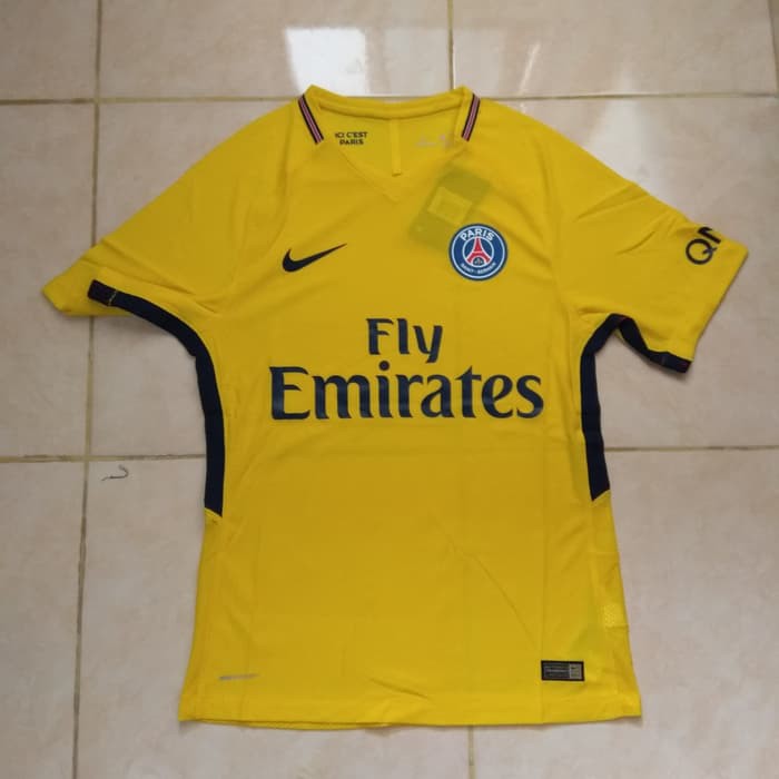 PSG Away 17/18 Player Issue