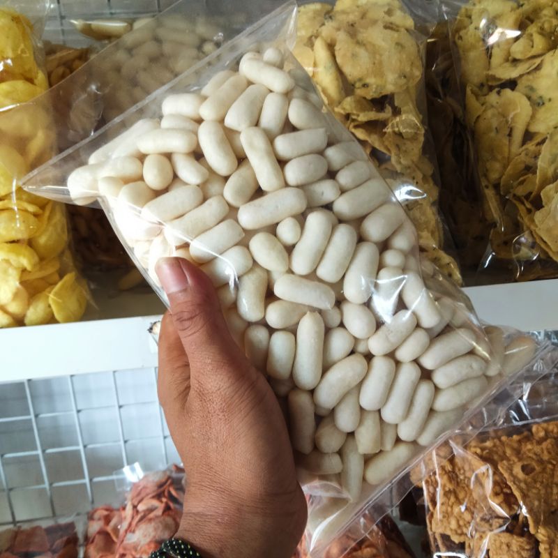 

pilus ikan renyah dan enak 200gr