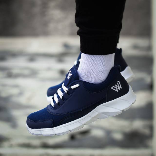 SEPATU PRIA WJ UIH NAVY PUTIH sepatu olahraga pria running lari outdor terlaris