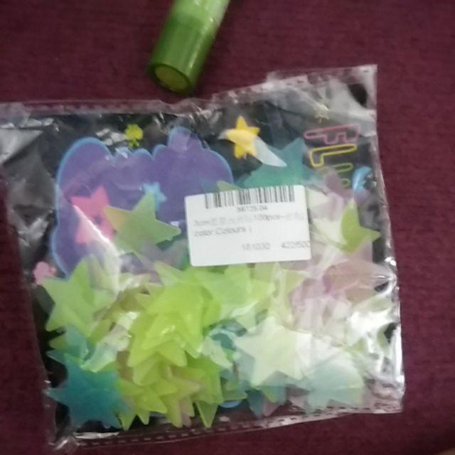 100pcs Stiker Dinding Glow In The Dark Bentuk Bintang
