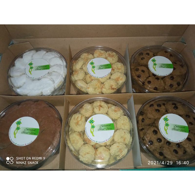 

Hampers Cookies/Hampers Ulang Tahun /Hampers lebaran/ Hampers Natal / wedding cookies