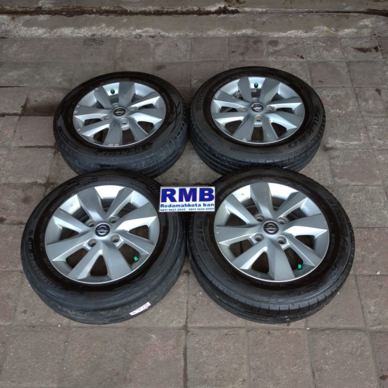 VELG MOBIL BEKAS COPOTAN LIVINA RING 15 + BAN DUNLOP BISA BUAT AVANZA WULING