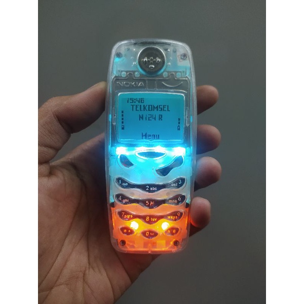 Nokia 3310 transparan unik