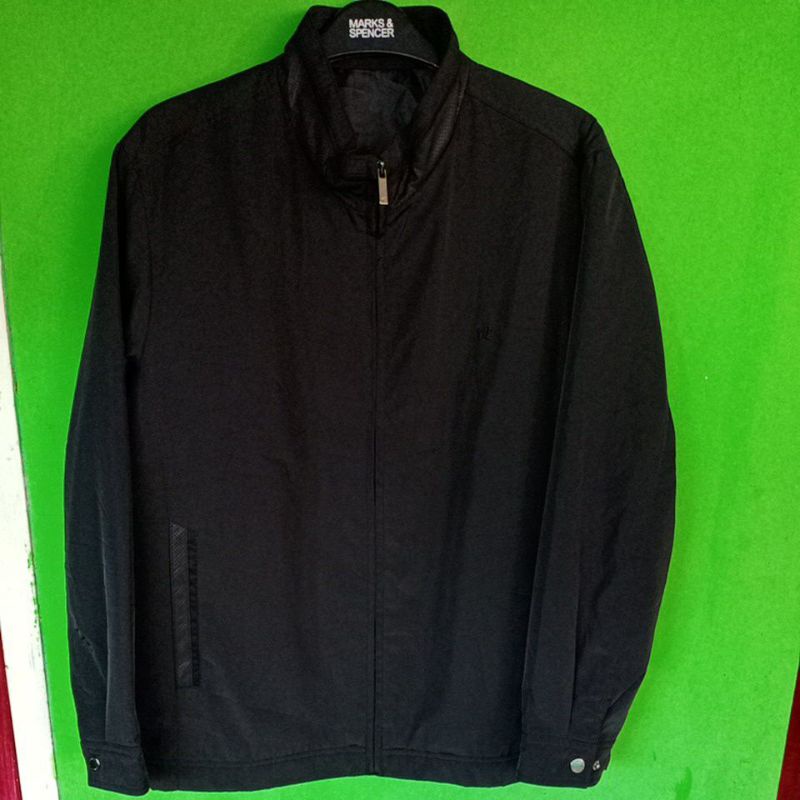 jaket casual waterproof daun talas Londic