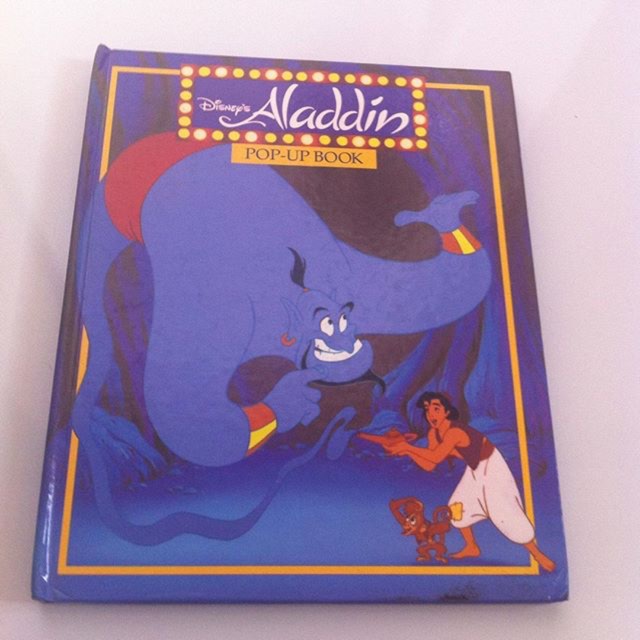 PRELOVED pop up book alladin