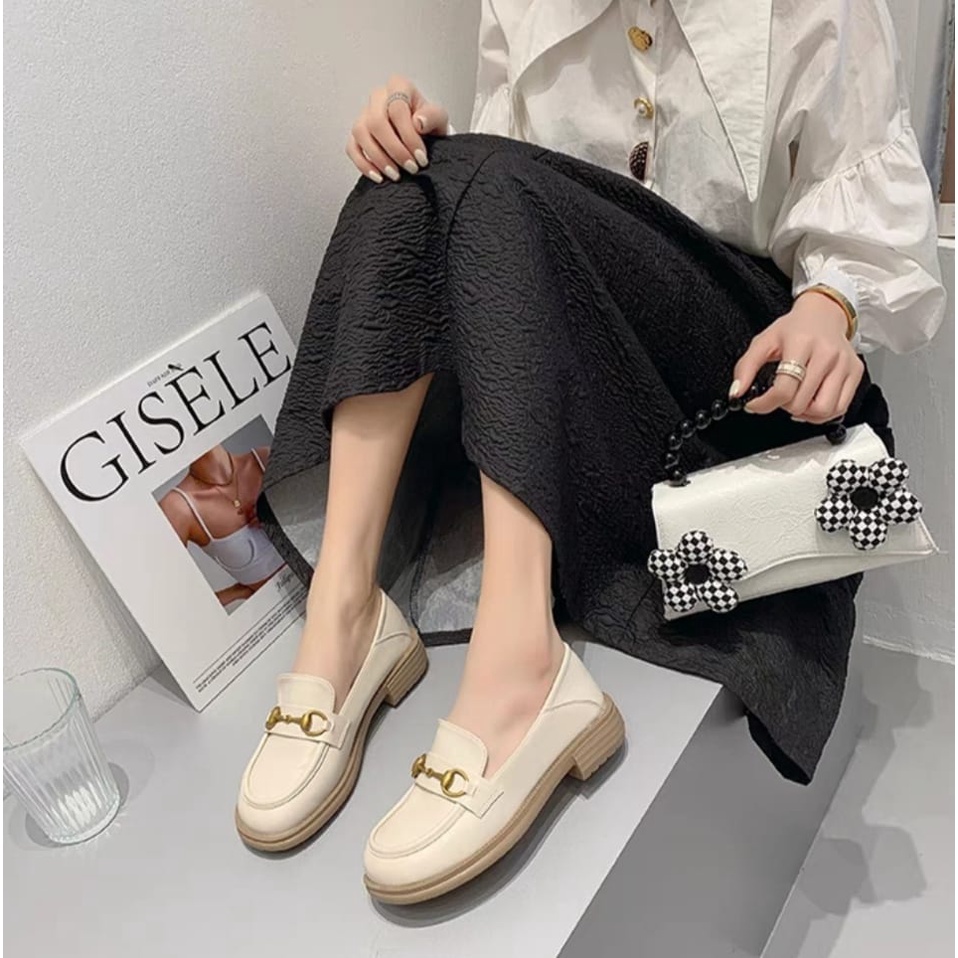 SEPATU LOAFERS WANITA / SEPATU DOCMART CREAM '' ZELINE '' PREMIUM 2255