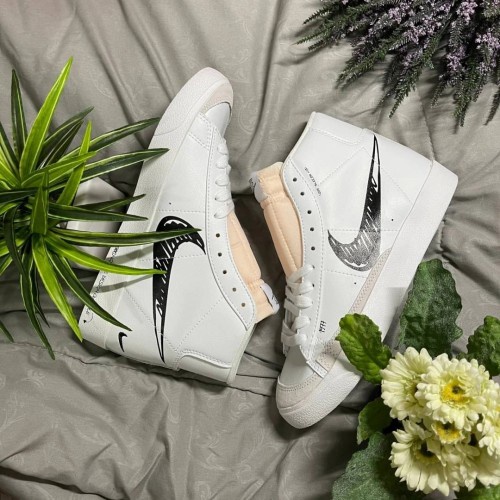 Sepatu Nike Blazer Mid 77 Sketch White Black