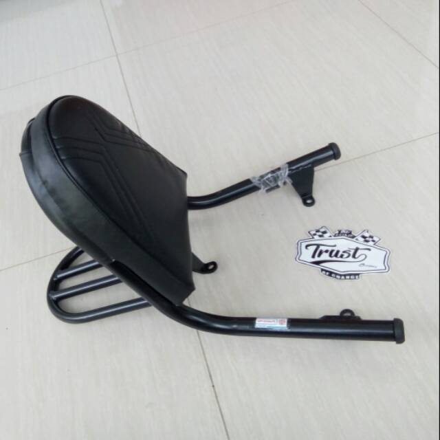 Variasi Motor Sandaran Jok Belakang Honda Vario 125 Techno